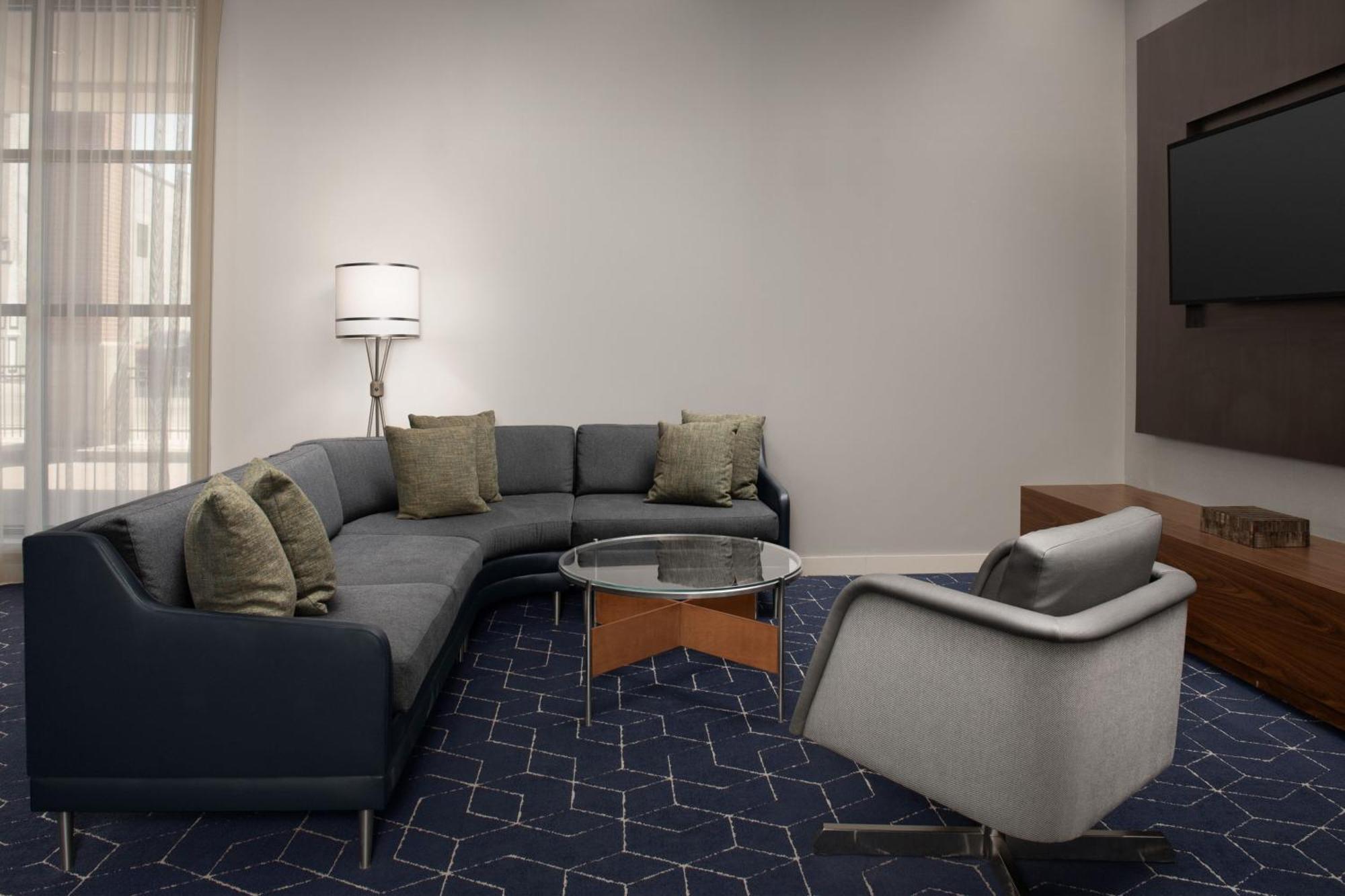 מלון Courtyard By Marriott Syracuse Downtown At Armory Square מראה חיצוני תמונה