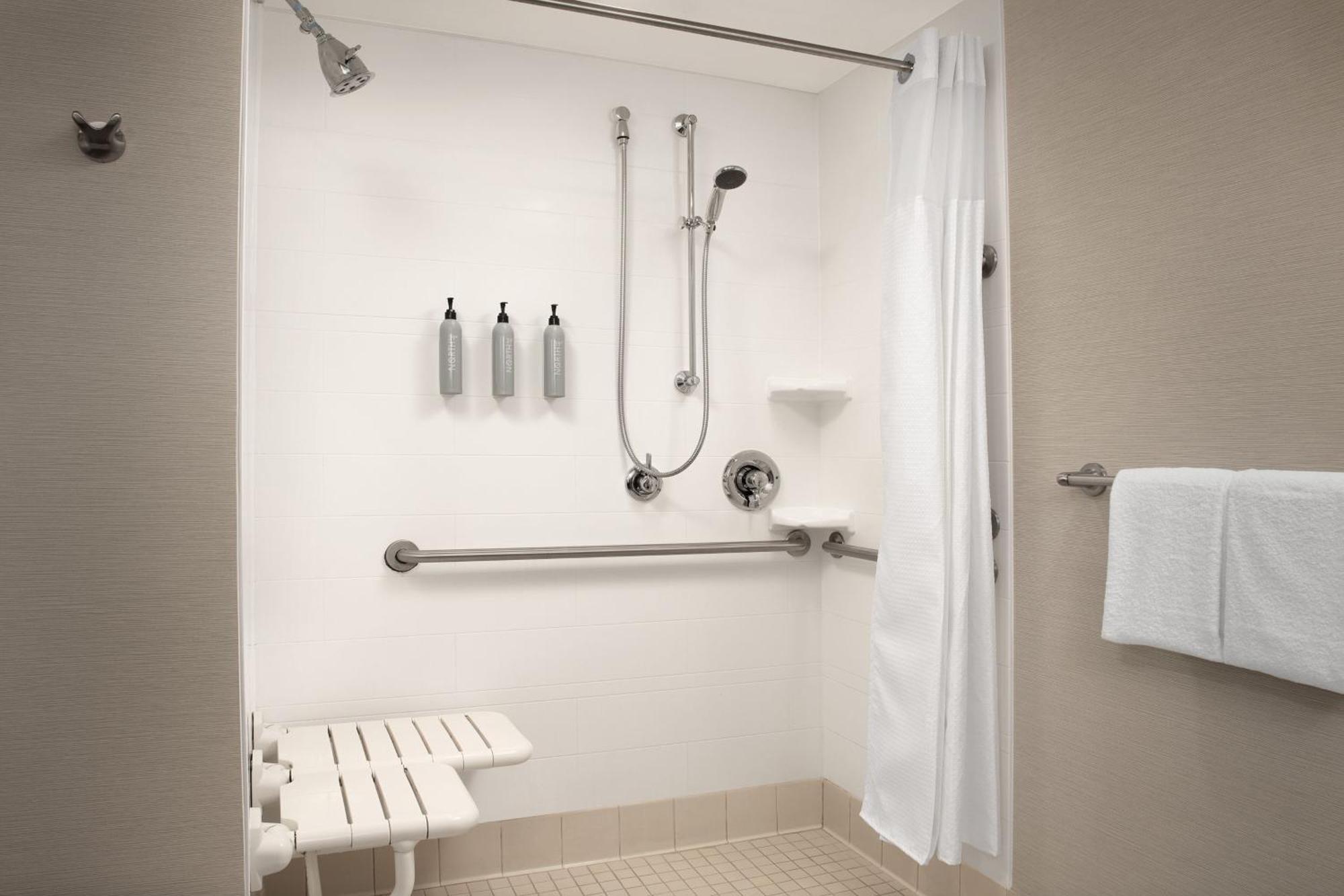 מלון Courtyard By Marriott Syracuse Downtown At Armory Square מראה חיצוני תמונה